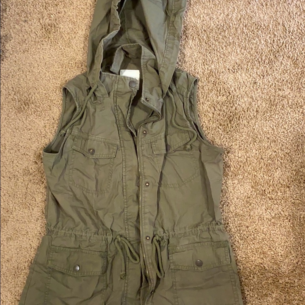 Mudd Hooded Utility Vest